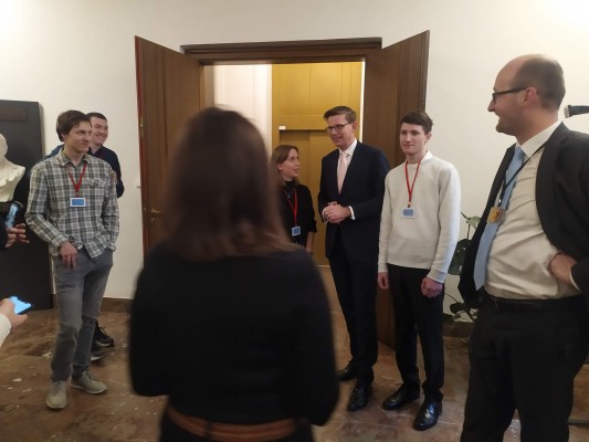 Studentský parlament na návštěvě v Poslanecké sněmovně