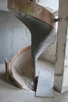 Automatické mlýny si na umělecká díla ještě počkají. Stavba galerie pokračuje