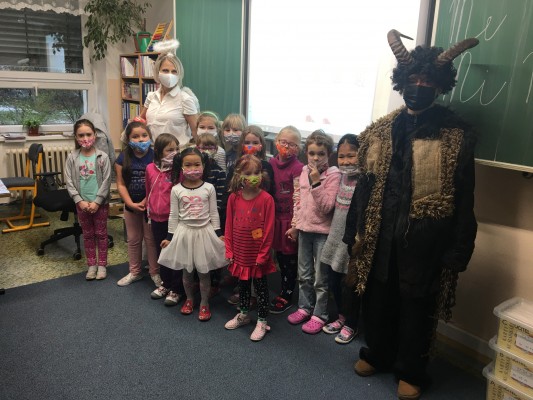 Čert a Mikuláš na Benešovce