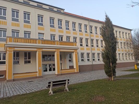 Hlavní vchod
