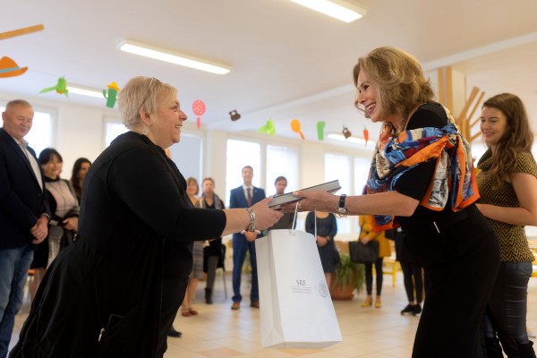 Děti ze ZŠ Erno Košťála si užily den s mexickou velvyslankyní, Foto: Tomáš Kubelka