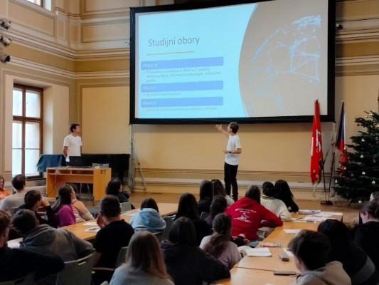 Dětský a Studentský parlament za sebou mají další nabitý ročník
