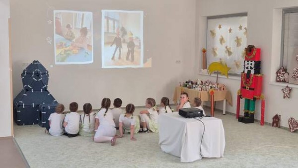 Nová třída v mateřské škole v Dražkovicích je hotová. Vznikla díky spolupráci města a dvou obcí