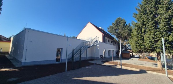 Nová třída v mateřské škole v Dražkovicích je hotová. Vznikla díky spolupráci města a dvou obcí